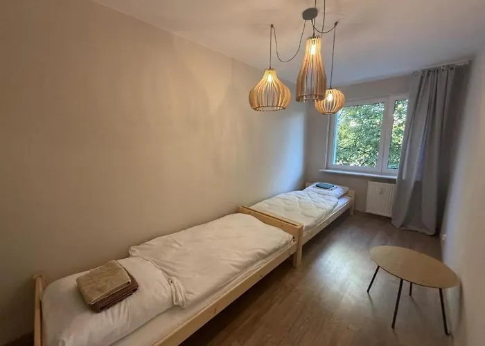 Self Check-in Free Parking 民宿 波兹南